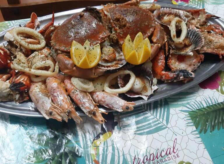 בית מלון כפרי Restaurante El Fornon