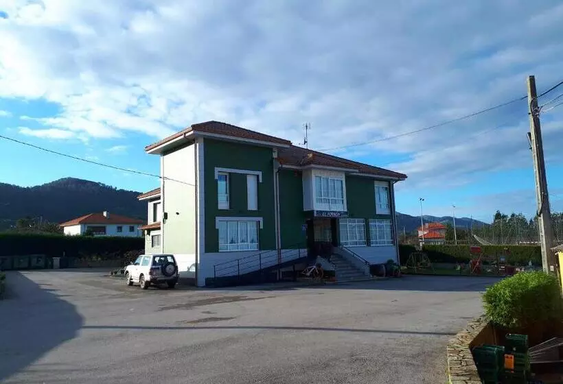Hotelli Restaurante El Fornon