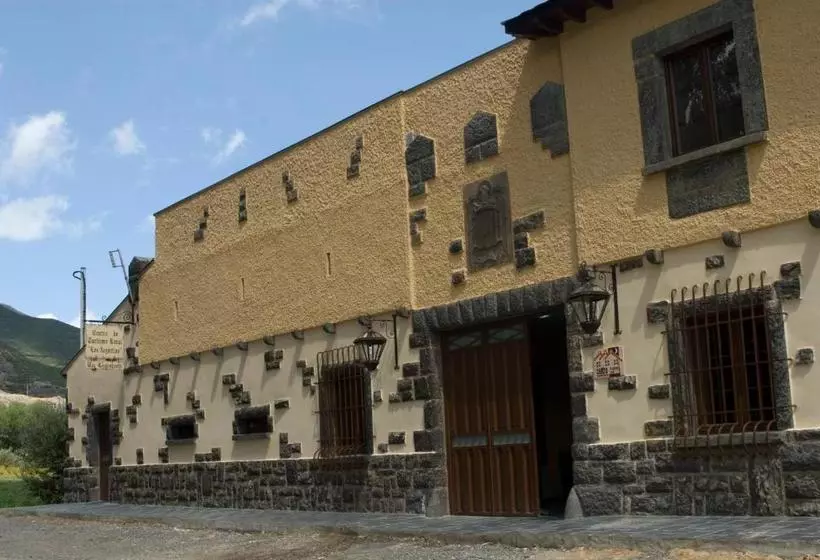 هتل Rural Los Arguellos