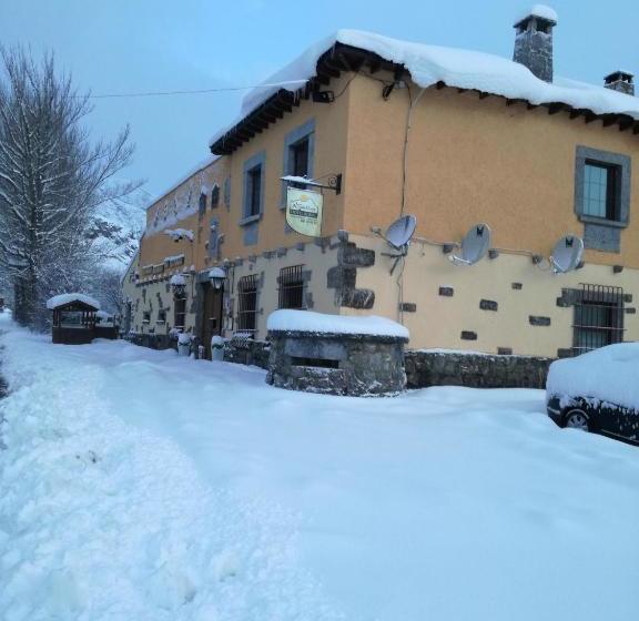 Отель Rural Los Arguellos