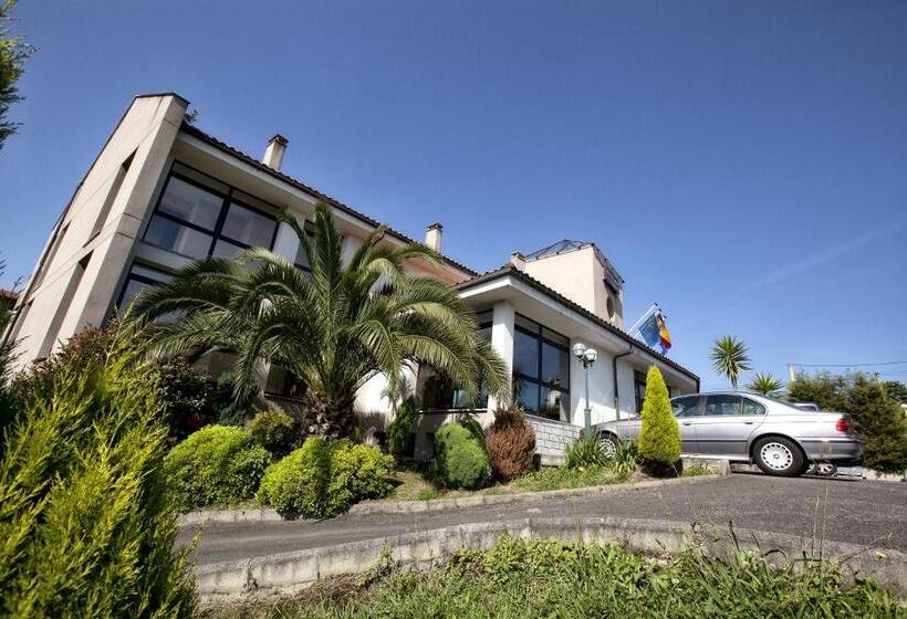 فندق Tereñes Costa