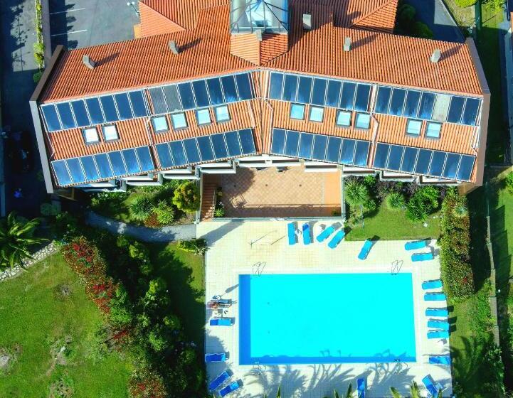 فندق Tereñes Costa