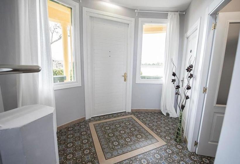 هتل Valle Del Oja