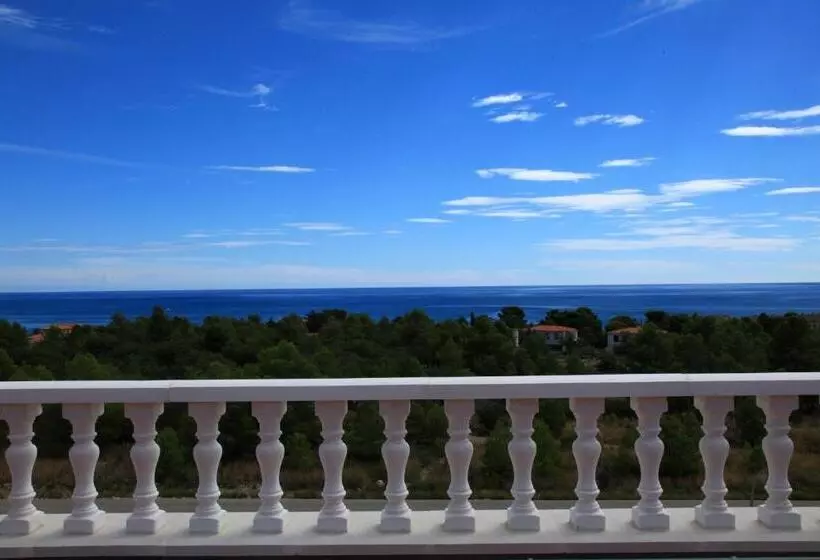 هتل Villaclara