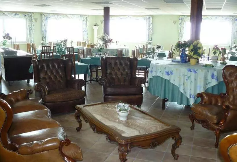 هتل Villaclara