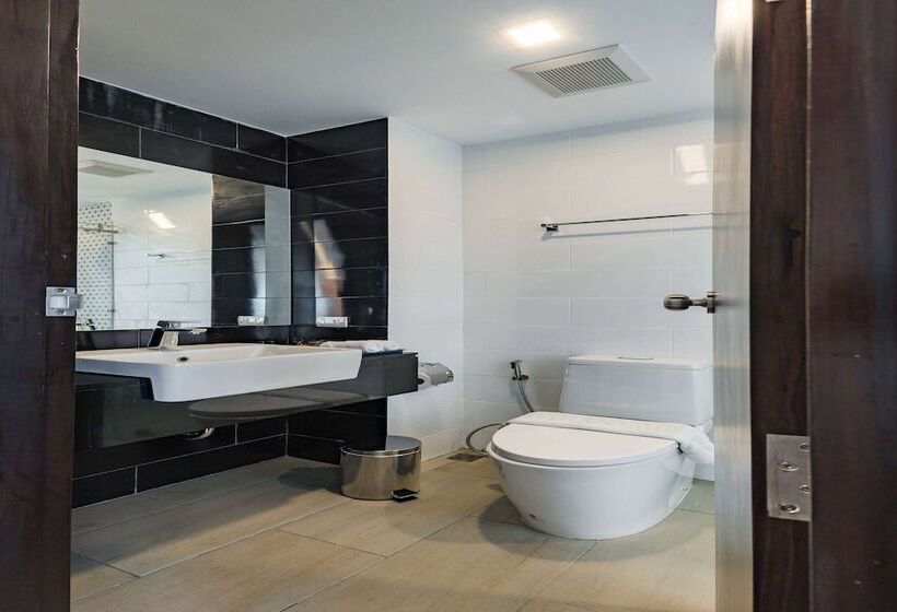 酒店 Wyndham Royal Lee Phuket