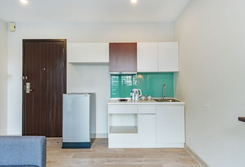 Отель Wyndham Royal Lee Phuket