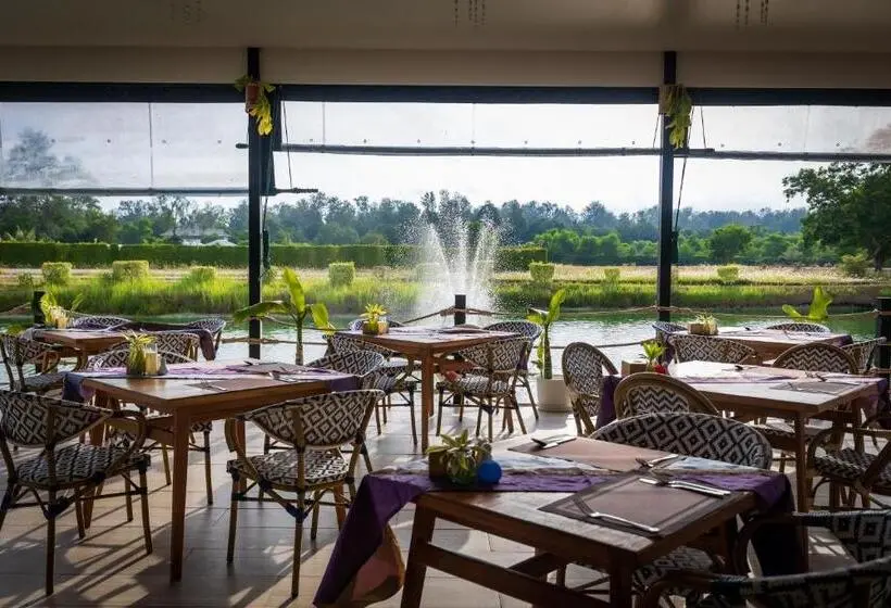 Hotelli Wyndham Royal Lee Phuket