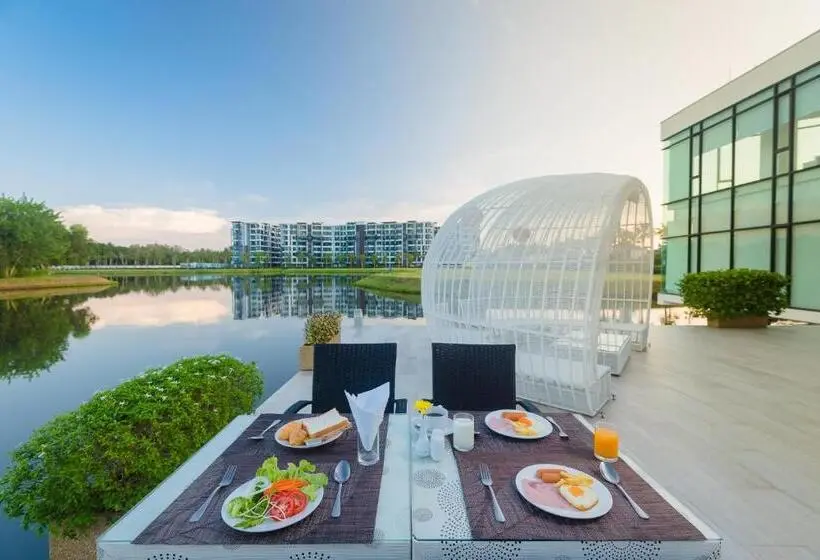 Hotelli Wyndham Royal Lee Phuket