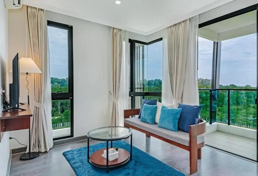 Hotelli Wyndham Royal Lee Phuket