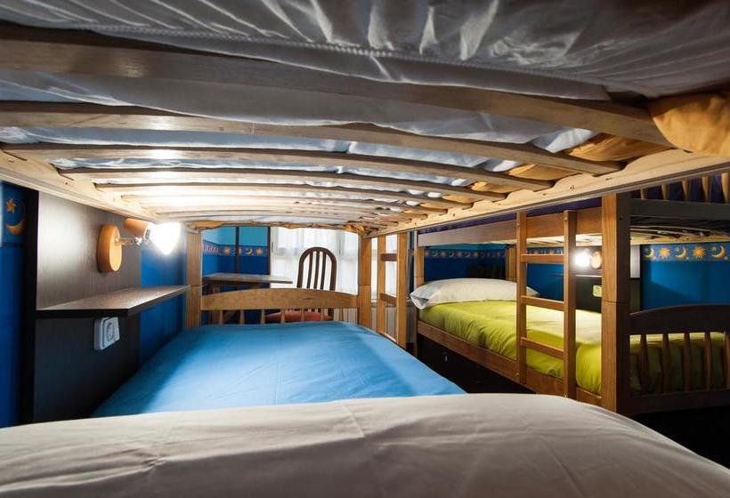 هاستل A Casa De Dora