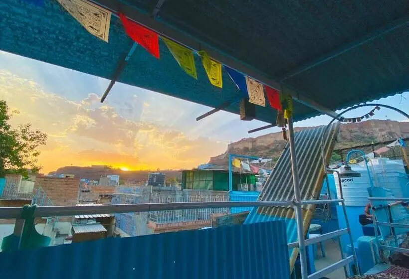 Bed and Breakfast Bob Hostel