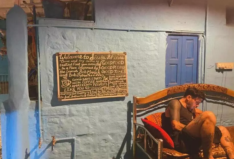Bed and Breakfast Bob Hostel
