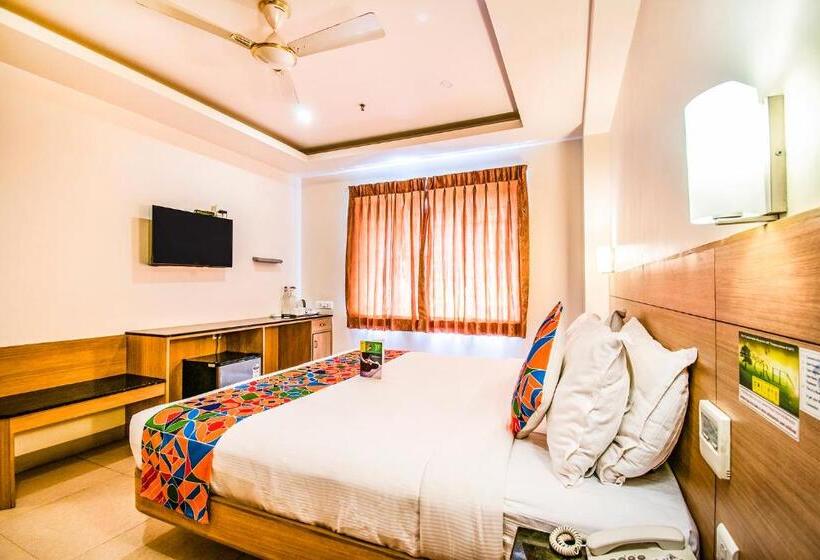 Fabhotel Prime Royal Castle Nr Coimbatore North Railway Station