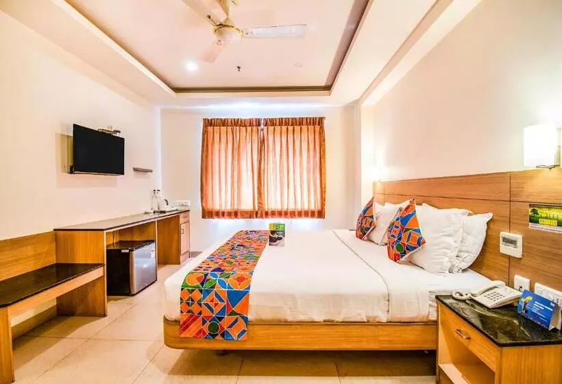 Fabhotel Prime Royal Castle   Nr Coimbatore North Railway Station