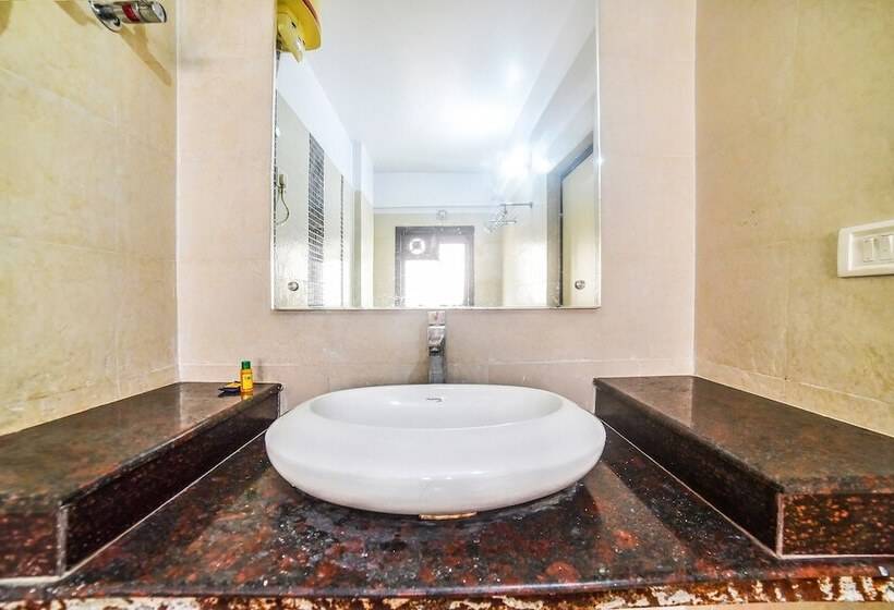 فندق Fabexpress Royal Residency Patna