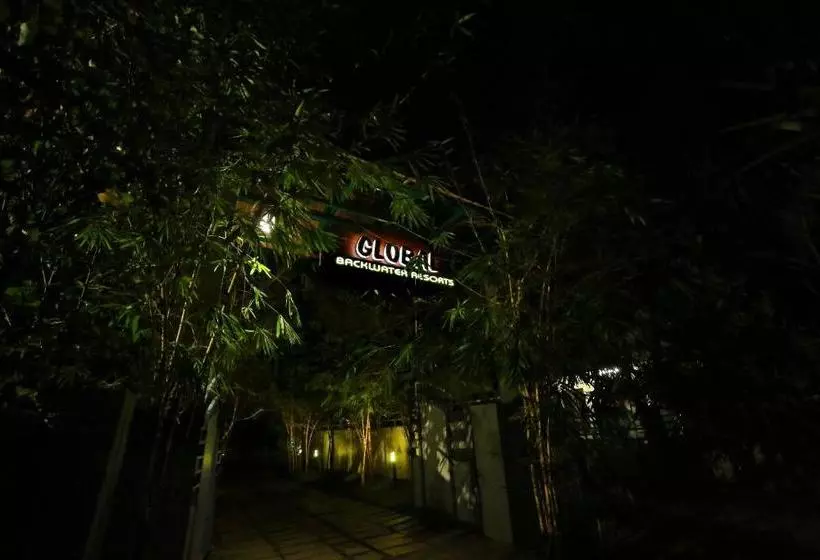 ホテル Global Backwater Resort
