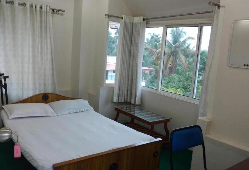 בית מלון כפרי Global Backwater Resort