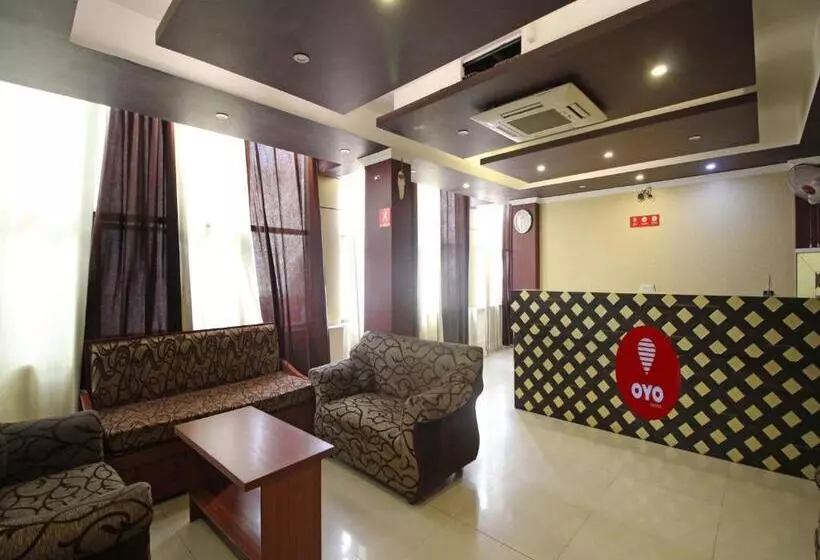 هتل North Star Residency