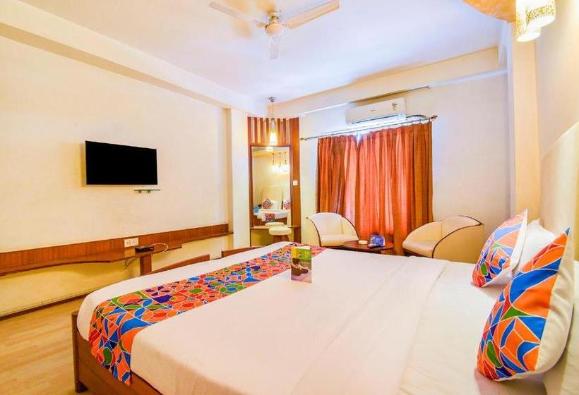 בית מלון כפרי Fab Prestige Princess