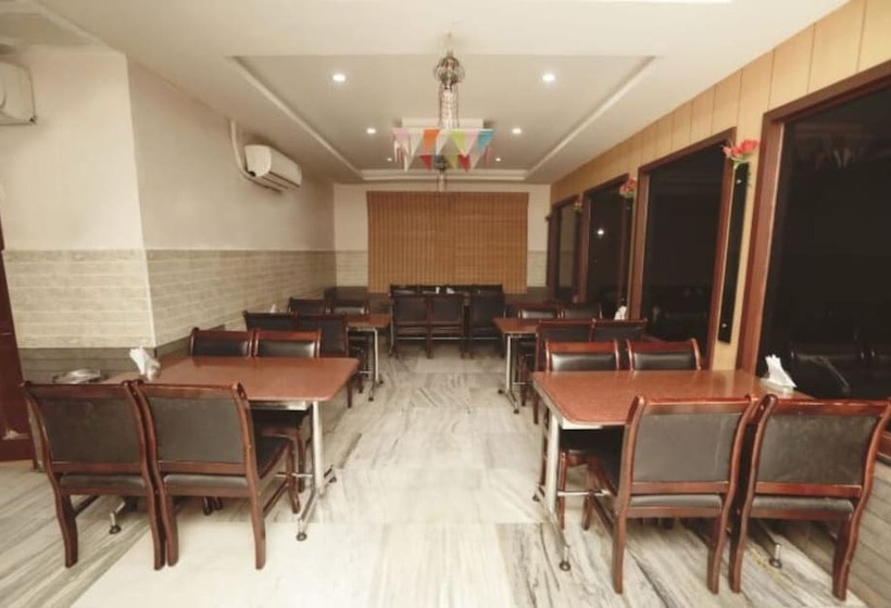 Hotelli Queen Palace