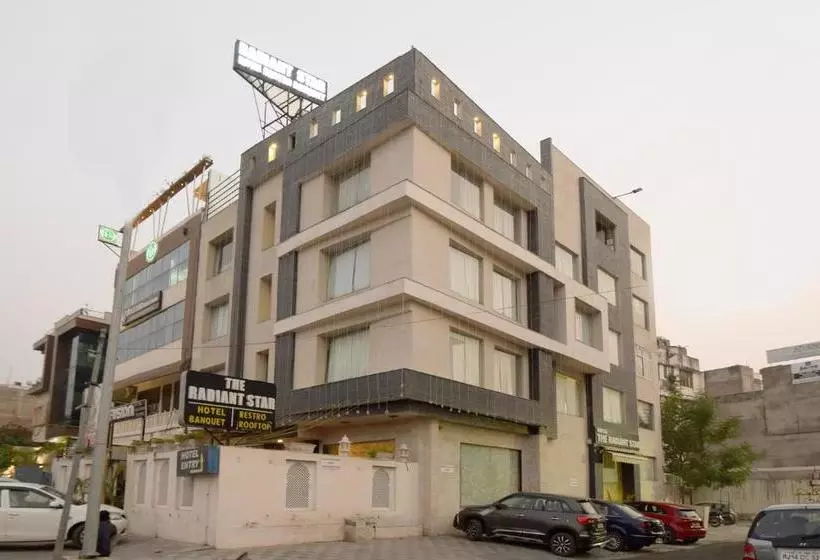 Fabhotel Radiant Star Lalkothi