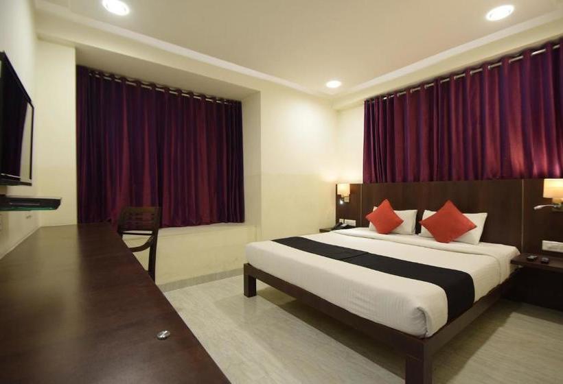 Fabhotel Radiant Star Lalkothi