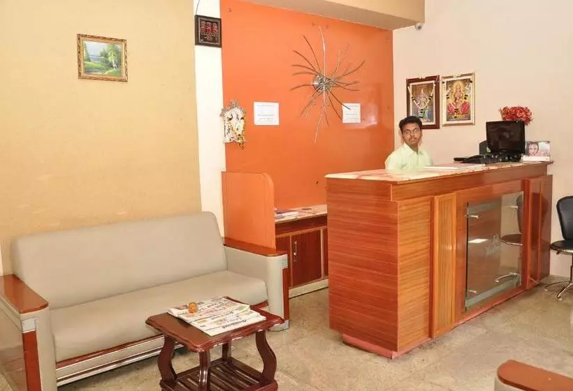هتل Sri Arulmuthu Residency