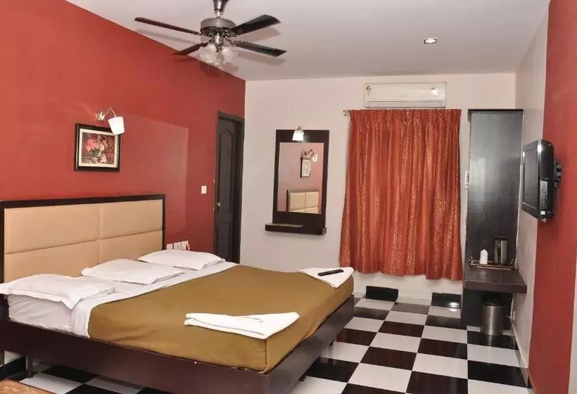 هتل Sri Arulmuthu Residency