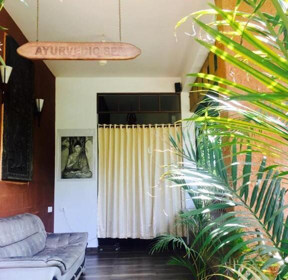 Nexstay Lakkidi Village Resort