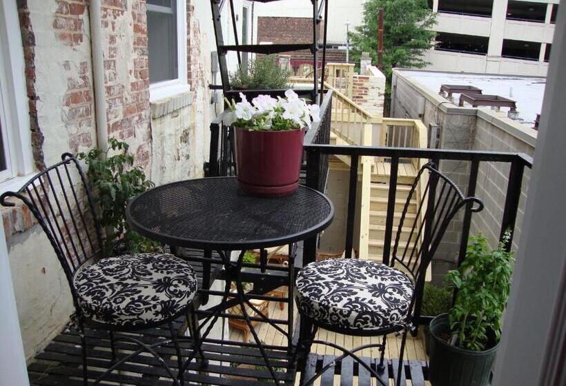 住宿加早餐  Blancnoir