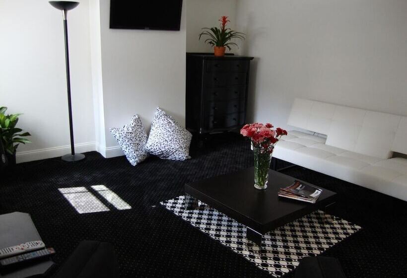 住宿加早餐  Blancnoir