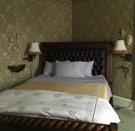 ベッドアンドブレックファースト Nicki Lee Mansion