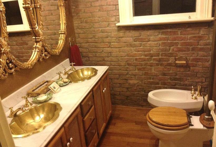 ベッドアンドブレックファースト Nicki Lee Mansion