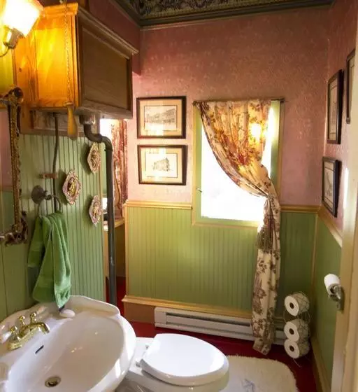 ベッドアンドブレックファースト Nicki Lee Mansion