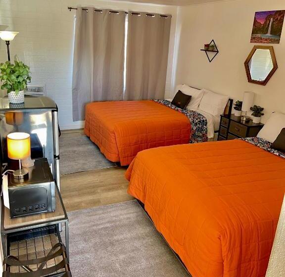 Canyon S Edge Route 66 Motel