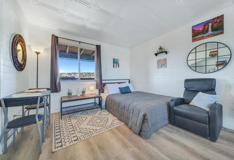 Canyon S Edge Route 66 Motel