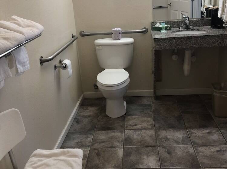 בית מלון כפרי Clairmont Inn