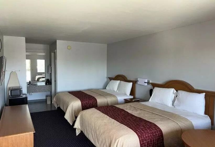 ホテル Clairmont Inn