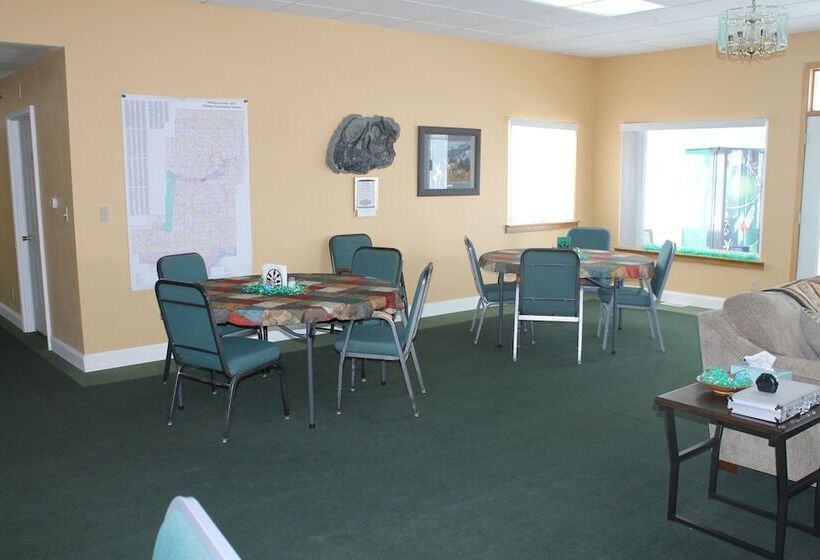 فندق Country Inn