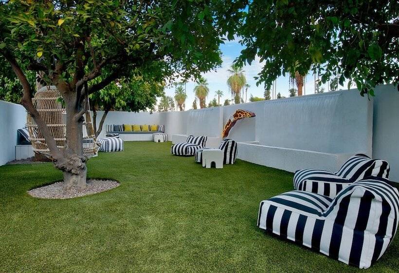 هتل Dive Palm Springs