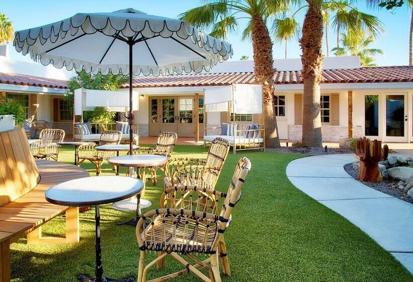 هتل Dive Palm Springs