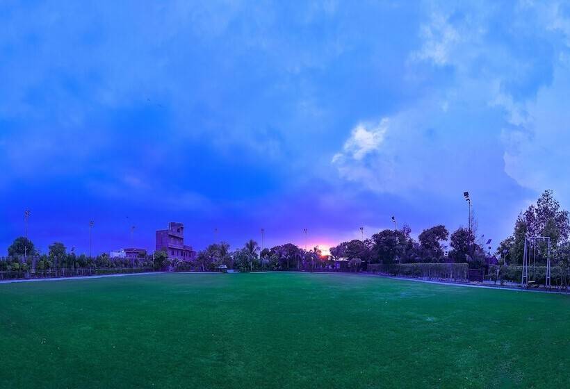 Garh Govind Hotel & Resort