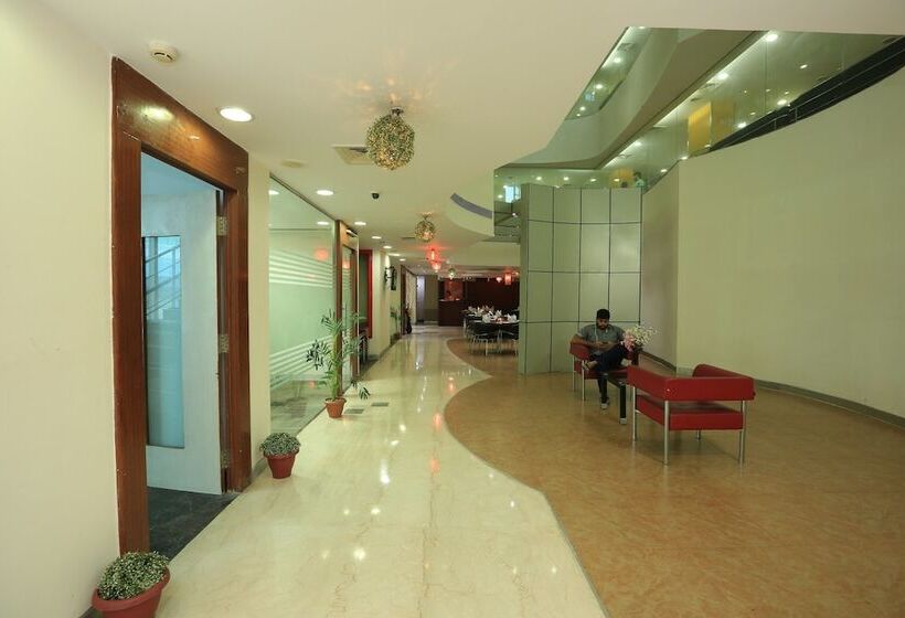 בית מלון כפרי Hyphen Business