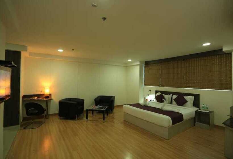 בית מלון כפרי Hyphen Business