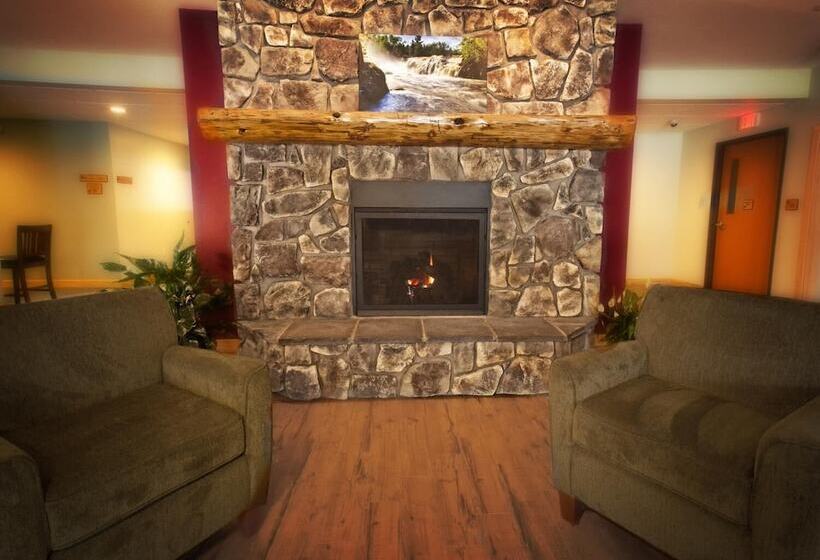 בית מלון כפרי Junction Inn Suites & Conference Center