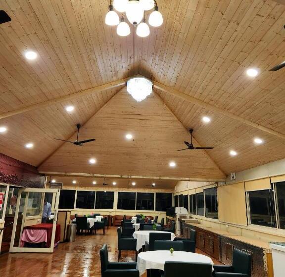 호텔 Rajpur Heights