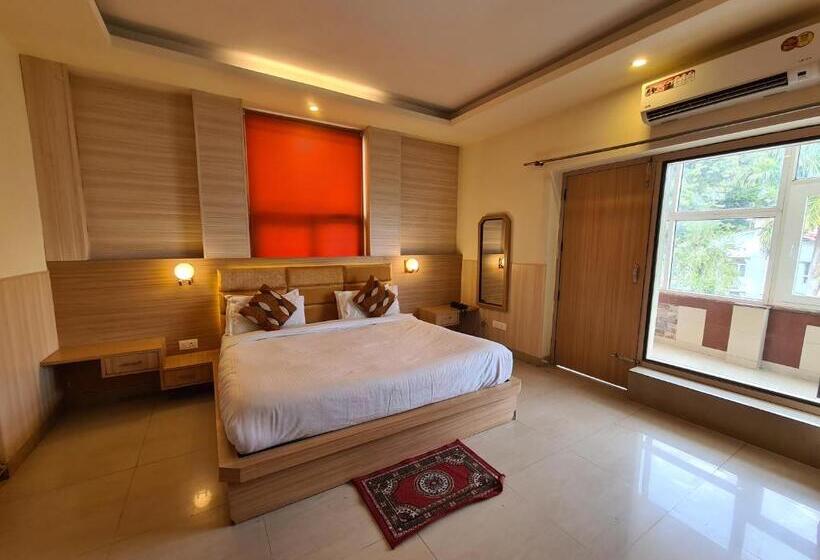 호텔 Rajpur Heights