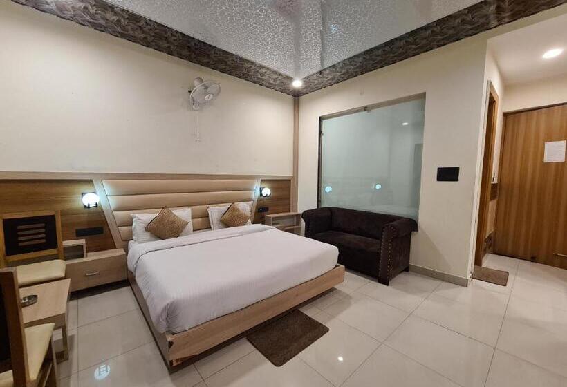 호텔 Rajpur Heights