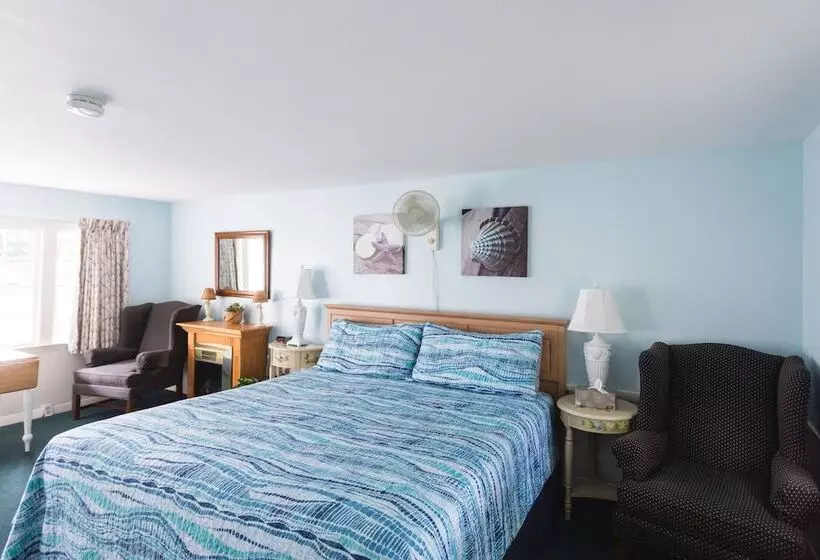モーテル A Beach Breeze Inn